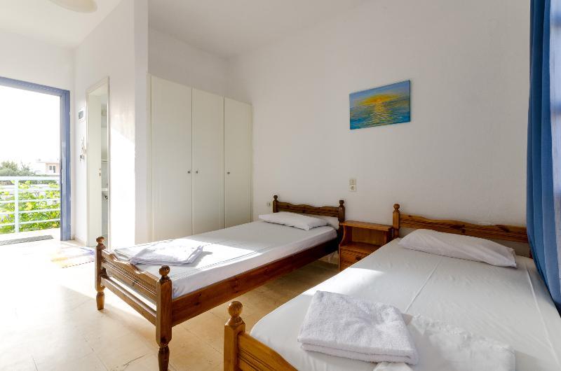 Aris Apartments Malia Eksteriør bilde